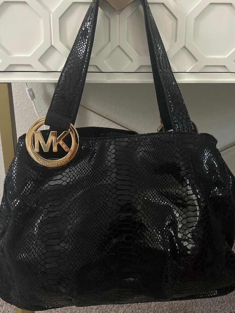 Michael Kors Leatger Bag